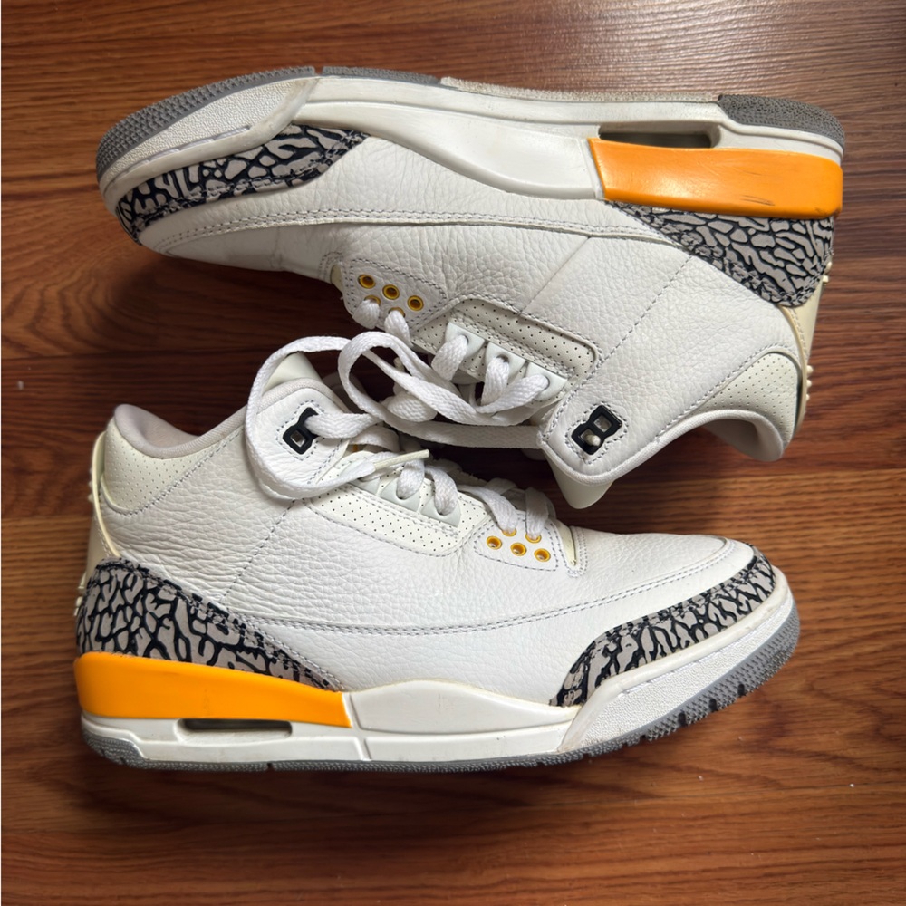 Wmns Air Jordan 3 Retro ‘LASER ORANGE’